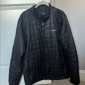 Patagonia Men's Black Quilted Jacket